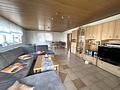 Attraktives Zweifamilienhaus mit großem Grundstück, Balkon und Doppelgarage - Wohnzimmer OG