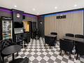 Vielseitiges Wohn- und Gewerbeensemble in Frankfurt-Schwanheim - Cafe im Haus 2