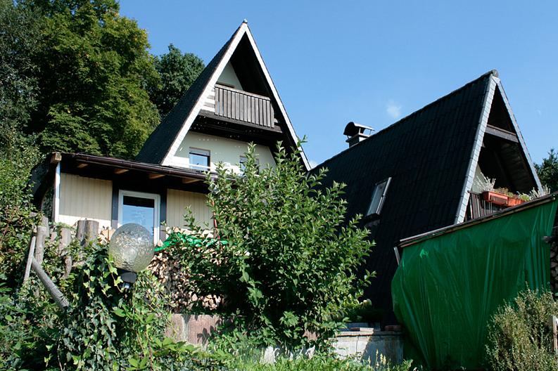 Liebhaberobjekt in ruhiger, sonniger Lage von Erbach- Erlenbach! - Ansicht-NW