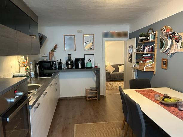 Helle Gewerbefläche mit großzügiger Maisonette-Wohnung und Ausbaupotenzial in der Perle des Mains - 1. OG Küche