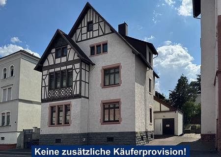 Wohnen und Arbeiten unter einem Dach
Historische Stadtvilla mit vielfältigen Nutzungsmöglichkeiten - Titelbild