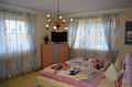 attraktives Ein-/ Zweifamilienhaus mit Stil und Charme -
in ruhiger, idyllischer Ortsrandlage - Schlafen EG