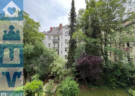 Seltene Gelegenheit: großzügige 4-Zi.-Wohnung in Toplage von Neuhausen - renovierungsbedürftig - Süd-Ost Balkon Ausblick 