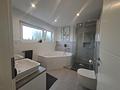 Traumhaftes Reiheneckhaus mit wunderschönem Garten und Garage in Giengen - Badezimmer