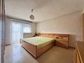 Wohnen und Wohlfühlen - schicke Doppelhaushälfte mit Wintergarten, Terrasse und grünem Rückzugsort - Schlafzimmer OG
