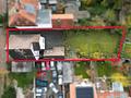 Charmantes Haus mit schönem Gartengrundstück und Nebengebäude - Vogelperspektive