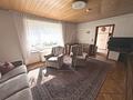 Wohnen auf herrlichem Grundstück - Wohnzimmer