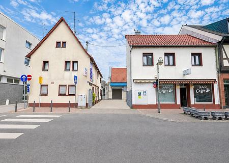 Attraktives Wohn- und Gewerbeensemble mit ca. 395 m² in Frankfurt-Schwanheim - Ansicht