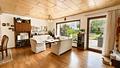 Gepflegtes Reihenmittelhaus in ruhiger Wohnlage von Raunheim – mit Terrasse, Balkon und Garten - Wohnzimmer mit Zugang zu Terrasse und Garten - EG