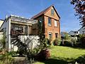 Familienhaus mit Garten & Nebengebäude – 
viel Platz für Ihre Zukunft - Terrasse & Nebengebäude