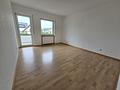 Schöne 3 Zi. Wohnung mit Balkon 
sowie zwei Außenstellplätzen - Schlafzimmer 1