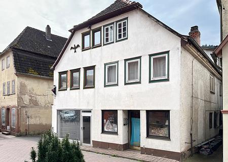 Wohn- und Geschäftshaus in Amorbach – vielseitig nutzbar & mit Entwicklungspotenzial