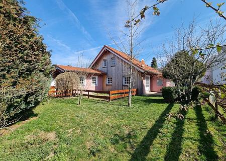 Holzhaus in ruhiger Lage! - Gartenansicht