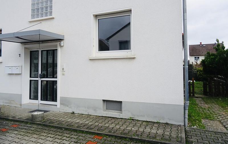 Gut geschnittene 3-Zimmerwohnung mit Terrasse, Garten und Stellplatz in Büttelborn - Worfelden - Eingangsbereich