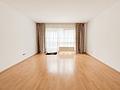 2-Zimmer-Wohnung im Erdgeschoss mit Terrasse, Garten und Tiefgarage in Dietzenbach! - Wohn- und Esszimmer