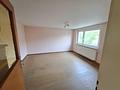 Vielseitig nutzbares Wohnhaus mit Garten & Garage - Wohnung Erdgeschoss rechts