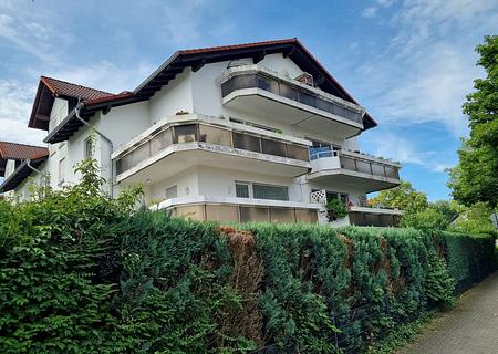 Helle 3-Zimmer-ETW, direkt in Neu-Anspach! - 1.OG mit großem Balkon