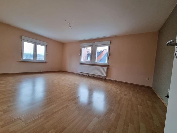 Dieses Eigenheim mit kleiner Einliegerwohnung bietet Ihnen viel Platz! - Zimmer OG
