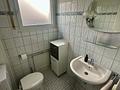 Viel Platz auf drei Etagen – Reihenmittelhaus in Offenbach-Bieber - Gäste-WC
