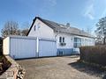 Wohnen am Feldrand von Dieburg: Attraktives EFH mit Garten und familienfreundlichem Raumkonzept - Frontansicht