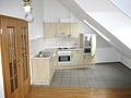 charmante Dachgeschosswohnung - Küche - Wohnen
