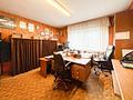 Vielseitiges Wohn- und Geschäftshaus in gut frequentierter Lage mit großem Entwicklungspotenzial! - Arbeitszimmer/Elternschlafzimmer: Flexibel nutzbarer Raum, ideal als Arbeitszimmer, Elternschlafzimmer oder Rückzugsort