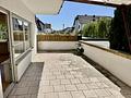 Freistehendes Einfamilienhaus mit
Einliegerwohnung, Garage & großer Terrasse - ...am Wohnbereich gelegen