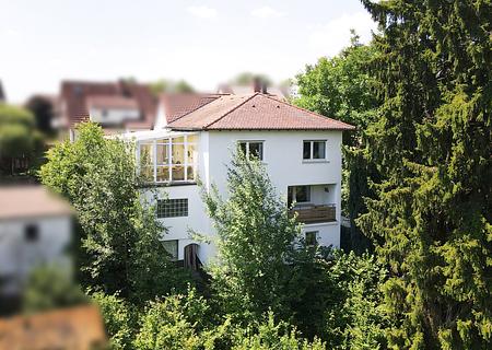Michelstadt: Ein- Zwei-Familienhaus in ruhiger Seitenstraße mit großem Grundstück wartet auf Sie! - Ansicht N 