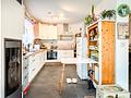 Neuwertiges Zweifamilienhaus in ruhiger Feldrandlage von Dorndiel mit Garten, Kamine und viel Platz! - WE 2_Küche