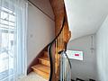 Wohnen und Wohlfühlen - schicke Doppelhaushälfte mit Wintergarten, Terrasse und grünem Rückzugsort - Treppe zum Dachgeschoss