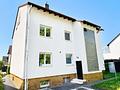 3-Familienhaus mit freier Dachgeschosswohnung, Doppelgarage & Garten - Außenansicht