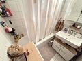 Dreifamilienhaus mit 3 Garagen – ideal für Eigennutzer & Kapitalanleger - Badezimmer OG
