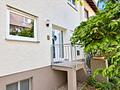 Familienglück mit Potenzial 
Doppelhaushälfte mit Garten in Dieburg - Hauseingang