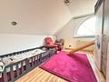 Großzügige Maisonettewohnung mit Dachterrasse – Wohnen im Herzen von Fürstenfeldbruck - Zweites Kinderzimmer mit Fenster