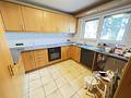 Dreifamilienhaus mit 3 Garagen – ideal für Eigennutzer & Kapitalanleger - Küche EG