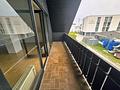 Voll vermietetes Büro- und Mehrfamilienhaus in Top-Gewerbelage Oberursel - 1. OG Balkon