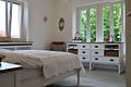 Architektenhaus mit großem Grundstück und zusätzlichem Baupotenzial - Schlafzimmer OG