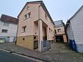 EFH mit kleiner Einliegerwohnung in Neu-Anspach! - Straßenansicht