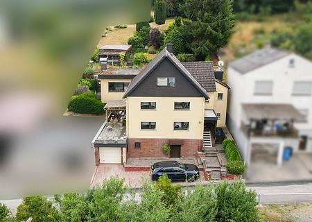 Ihr neues Familienzuhause mit großem Garten und viel Potenzial! - Ansicht