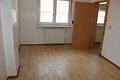 Kleines Haus mit Hof und Nebengebäude im historischen Ortskern - Zimmer