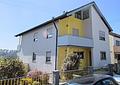 Großzügiges, sonniges 
2 - Familienhaus in Giengen/Burgberg - Außenansicht 
