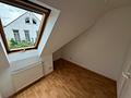 Attraktive Eigentumswohnung mit Garage und Balkon - Büro