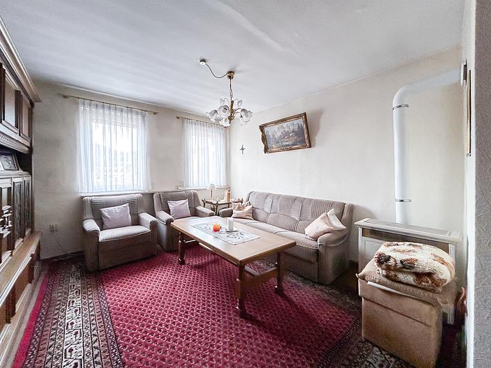 Altstadtjuwel mit Gestaltungsspielraum – Historisches Stadthaus in Freudenberg! - Wohnzimmer