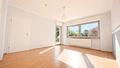 Zweifamilienhaus zwischen dem Ostpark und Parlamentsplatz - Frankfurt am Main - Ostend/Bornheim - Schlafzimmer mit Balkon -  2.Obergeschoss