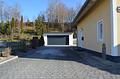modernes Einfamilienhaus mit zusätzlichem Baufenster - Einfahrt