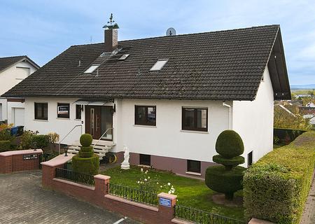 Repräsentatives Mehrfamilienhaus in Reinheim/Zeilhard - Großzügig, vielseitig und sofort bezugsfrei - Luftbild