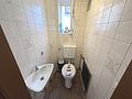 Attraktives Anlageobjekt: Wohn- und Geschäftshaus in der Fußgängerzone - WC - Wohnung 1. OG