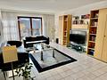 Attraktives Einfamilienhaus im Split-Level-Stil mit Sauna, Terrasse, Garten & Garage in gefragter Wohnlage - Wohnzimmer