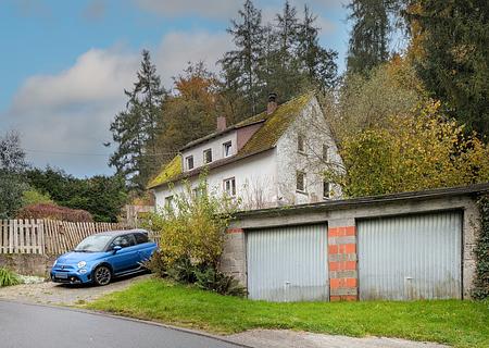 Selbermacher aufgepasst: Haus mit großem, naturnahen Grundstück und vielen Nutzungs-Möglichkeiten! - Ansiicht NW Titel