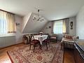 Großzügiges Wohnhaus mit zwei separaten 3- Zimmer-Wohnungen, Süd-West-Garten und Garage - Wohnzimmer DG